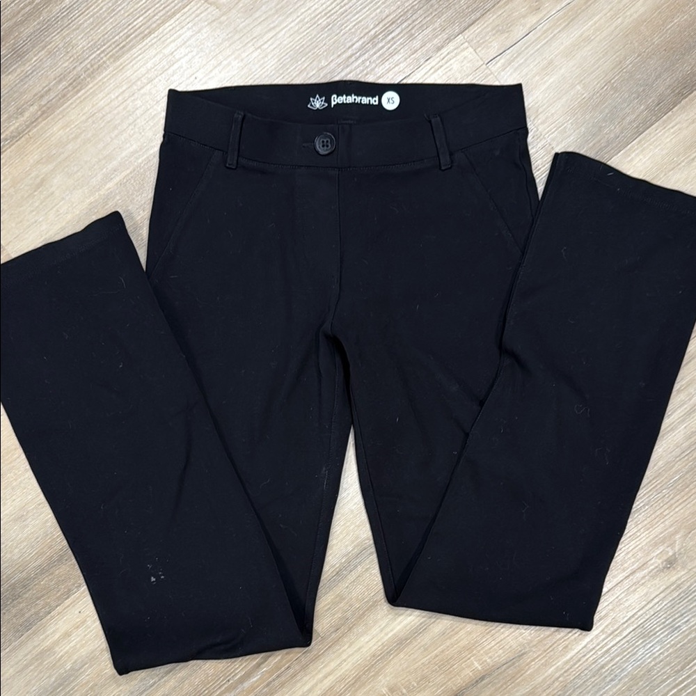 Betabrand Black Straight Leg Jeans Sleek Stretchy Design